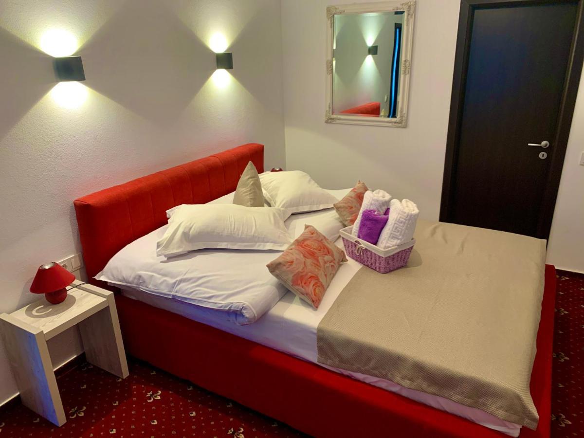 Anelisse Inn Moeciu De Sus Ngoại thất bức ảnh